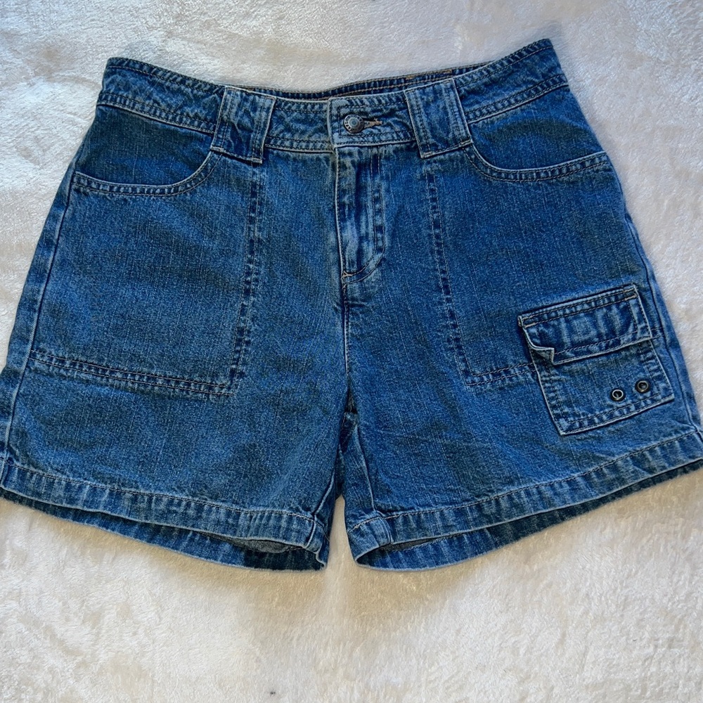VINTAGE Women’s Caslon Denim Cargo Shorts 4P Petite Utility Jean 90s EUC Y2K - Picture 2 of 9